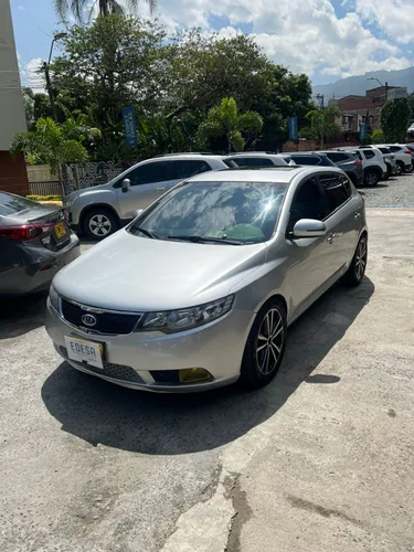 KIA CERATO FORTE HB