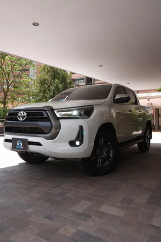 Toyota Hilux 2023 2.4 4x4