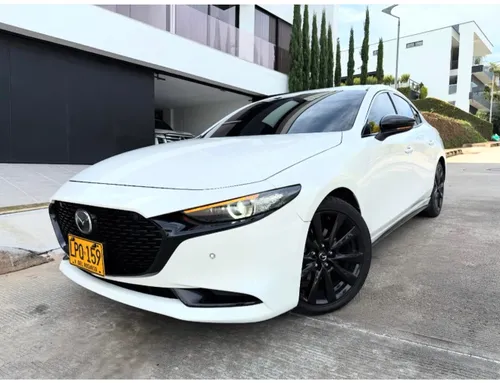 Mazda 3 grand Turing LX 2.0 Hibrido 