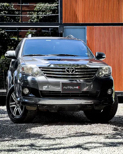 Toyota Fortuner 2.7 2014