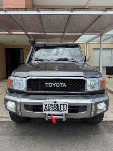 TOYOTA LAND CRUISER 79 2016 73.000KM