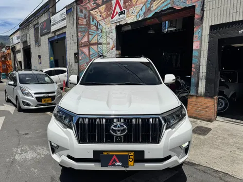 Toyota Prado TXL II 2019