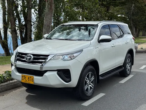 Toyota Fortuner SW4 2019 Diésel 