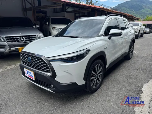 TOYOTA COROLLA CROSS 2024