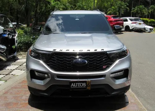 Ford Explorer ST 2022