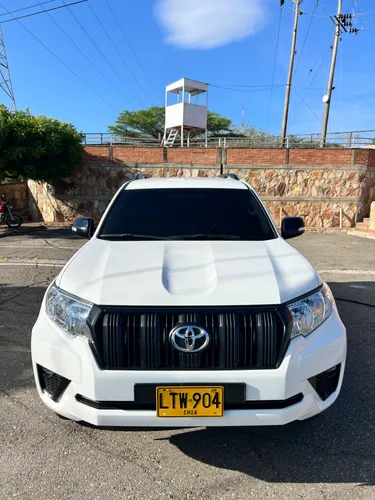 TOYOTA PRADO TX 2023