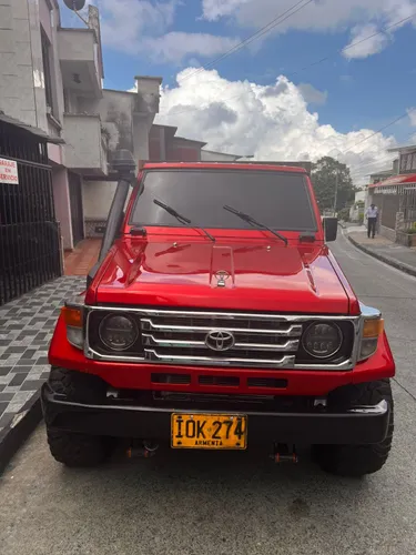 Toyota Land cruiser hembrita estacas FZj73 1996 