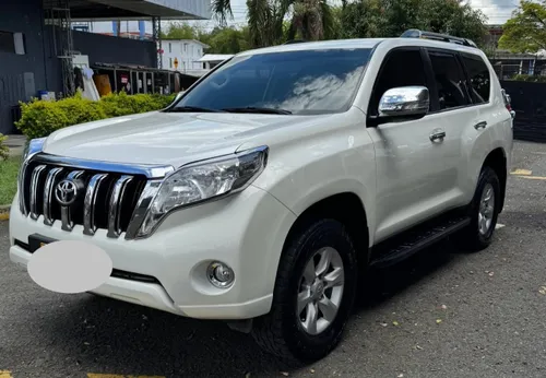 Toyota prado TX 2013  actualizada 2017 