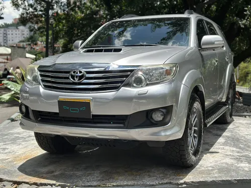 Toyota Fortuner Srv Diesel 2015