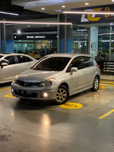 NISSAN TIIDA HATCHBACK PREMIUM