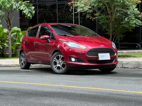 Ford Fiesta SE Mecánico