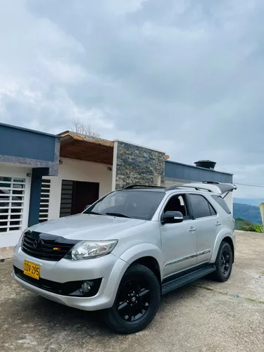 Toyota Fortuner sr5 Urban 4x4 2014