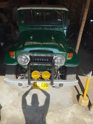 Toyota Land Cruiser FJ43 1974