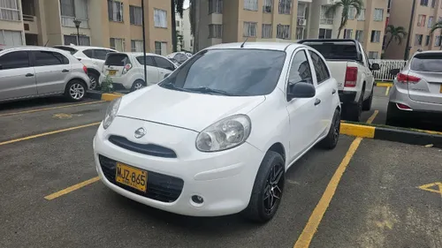 Nissan March modelo 2012 - 175.200 km