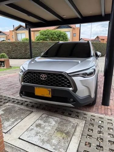 Toyota Corolla Cross xei 2023