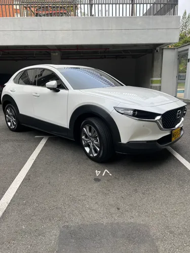 Mazda cx30 grand touring híbrida 2024  