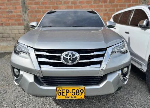 Toyota Fortuner SRV blindada 2020