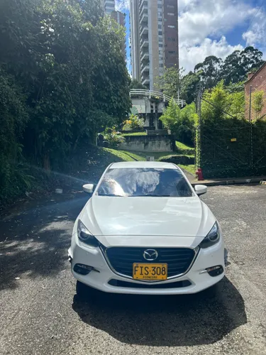 Mazda 3 touring 2020 