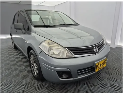 Nissan Tiida 1.8 Sd Miio At