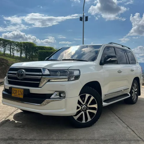 Toyota LC200 SAHARA EUROPEA EXCUTIVE LOUNGE 2019 diesel 