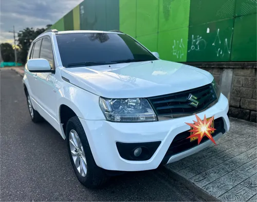 Suzuki Grand vitara SZ 2.4cc mecánica 4X4