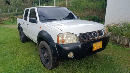 Nissan Frontier modelo 2013  4x4 