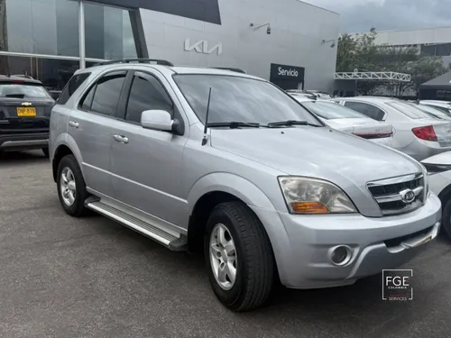 Se Vende Kia Sorento EX. Motor 3.3 Modelo 2010.
