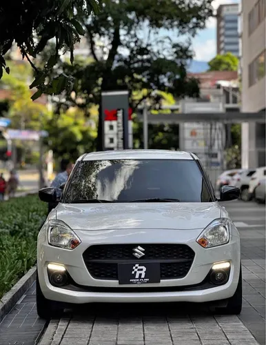 Suzuki Swift híbrido 2022