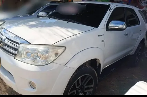 Toyota Fortuner Urbana 2.7 2011