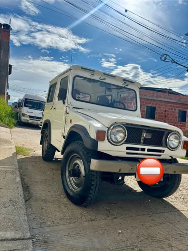 Dahiatsu f20 modelo 82 motor 1.600 gasolina Transmisión 4x4 doble y bajo