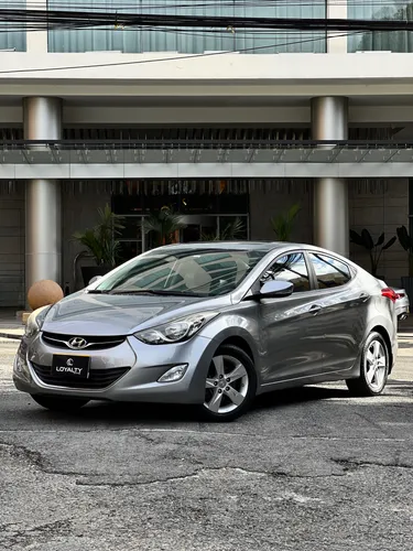 Hyundai Elantra GLS i35