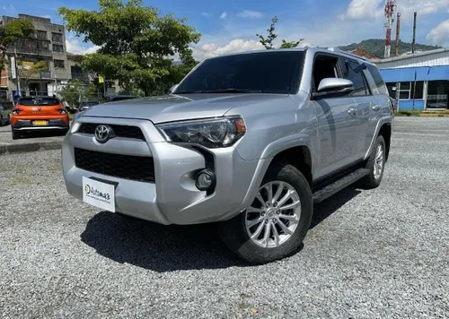 Toyota 4Runner SR5 2020