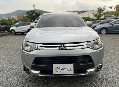 Mitsubishi Outlander 2015