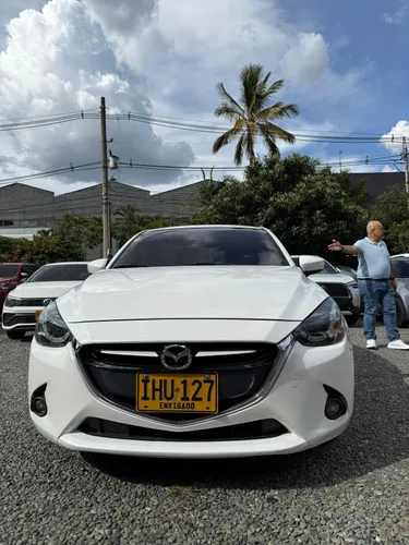 Mazda 2 grand touring mecanico 2016