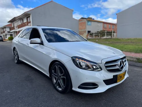 Mercedes-Benz E200 CGI 2015 