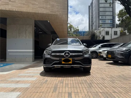 Mercedes Benz GLC 300e híbrida enchufable 2022