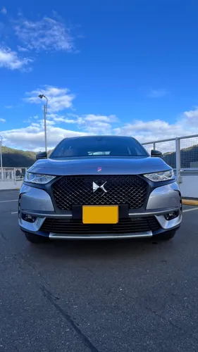 DS7 CROSSBACK PERFOMANCE LINE