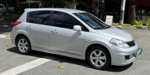 NISSAN TIIDA 2013 AUTOMATICO FULL EQUIPO