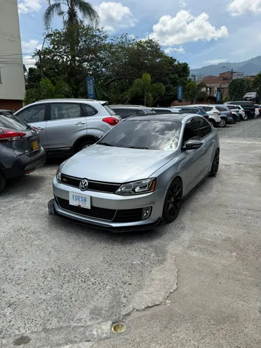 VOLKSWAGEN NEW JETTA GLI