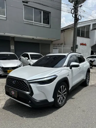 TOYOTA COROLLA CROSS HYBRID 2022