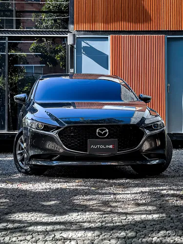 Mazda 3 Touring Hybrid 2025
