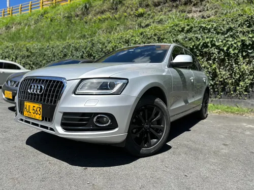 Audi Q5 2.0T Luxury 2013