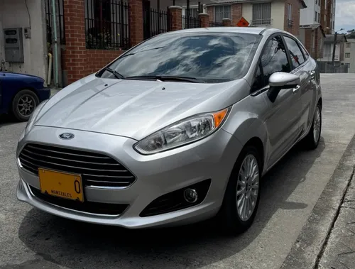 Ford Fiesta Titanium sedan 2016