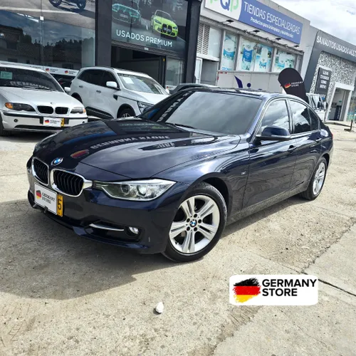 BMW Serie 3 2.0 320i F30 Sportline 2015  61.000 km