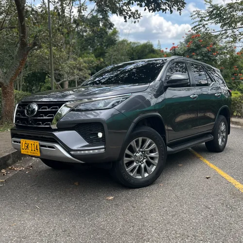Toyota Fortuner SRV 2022 Diesel
