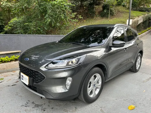 FORD ESCAPE SE 2.0T AUTOMATICA 4X2 MODELO 2022
