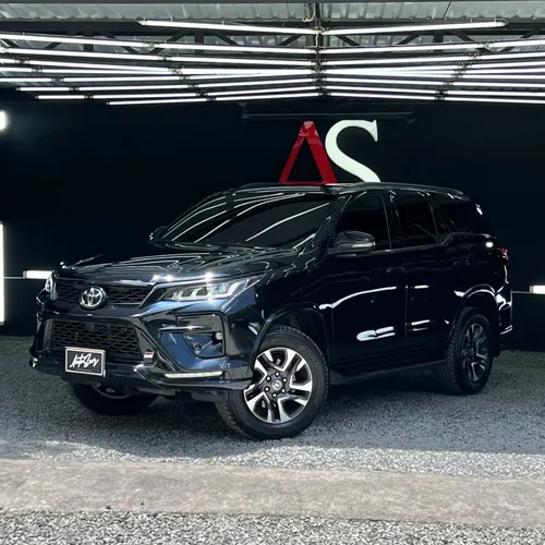 Toyota Fortuner GR Sport 2022 2.8