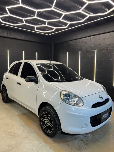 Nissan March 2020