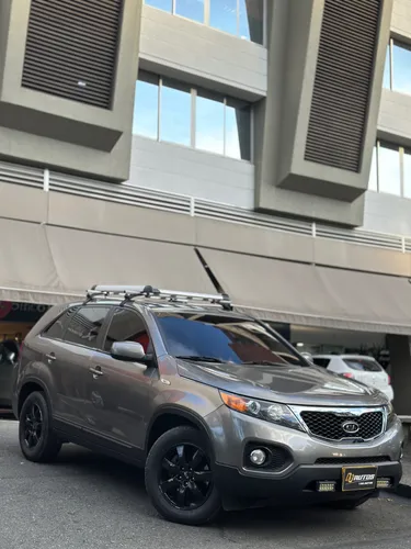 KIA SORENTO LX 
