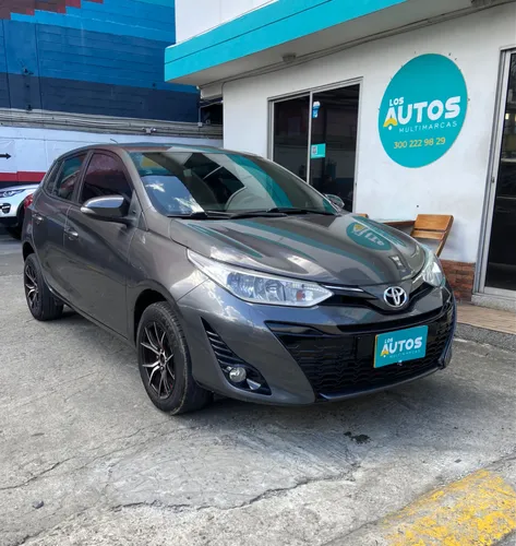 TOYOTA YARIS AUTOMÁTICO 2021